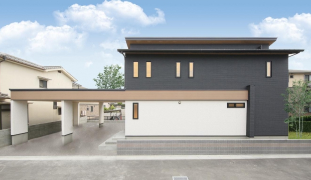 ひろしまの家 0078 吹抜けの玄関とインナーガレージがある家 イシンホーム広島支店